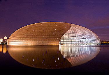 《极品飞车：不羁》新视频 展示定制功能等